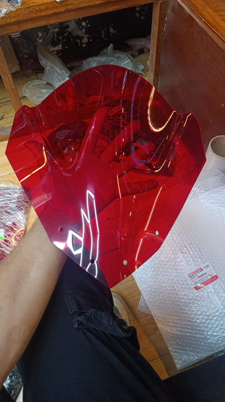 VISERA CUPULA PULSAR135 MODIFICADA ROJO